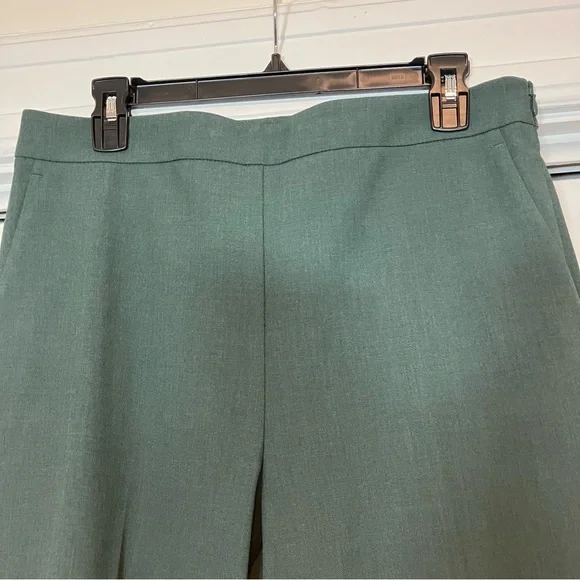 Ann Taylor Dark Green Pantsuit Size 8 - Picture 4 of 12